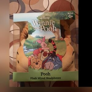 Disney Winnie The Pooh Plush Over-Ear Headphones New In Box